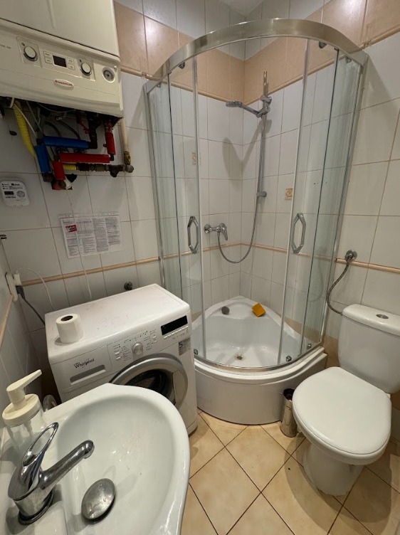 Bathroom 2