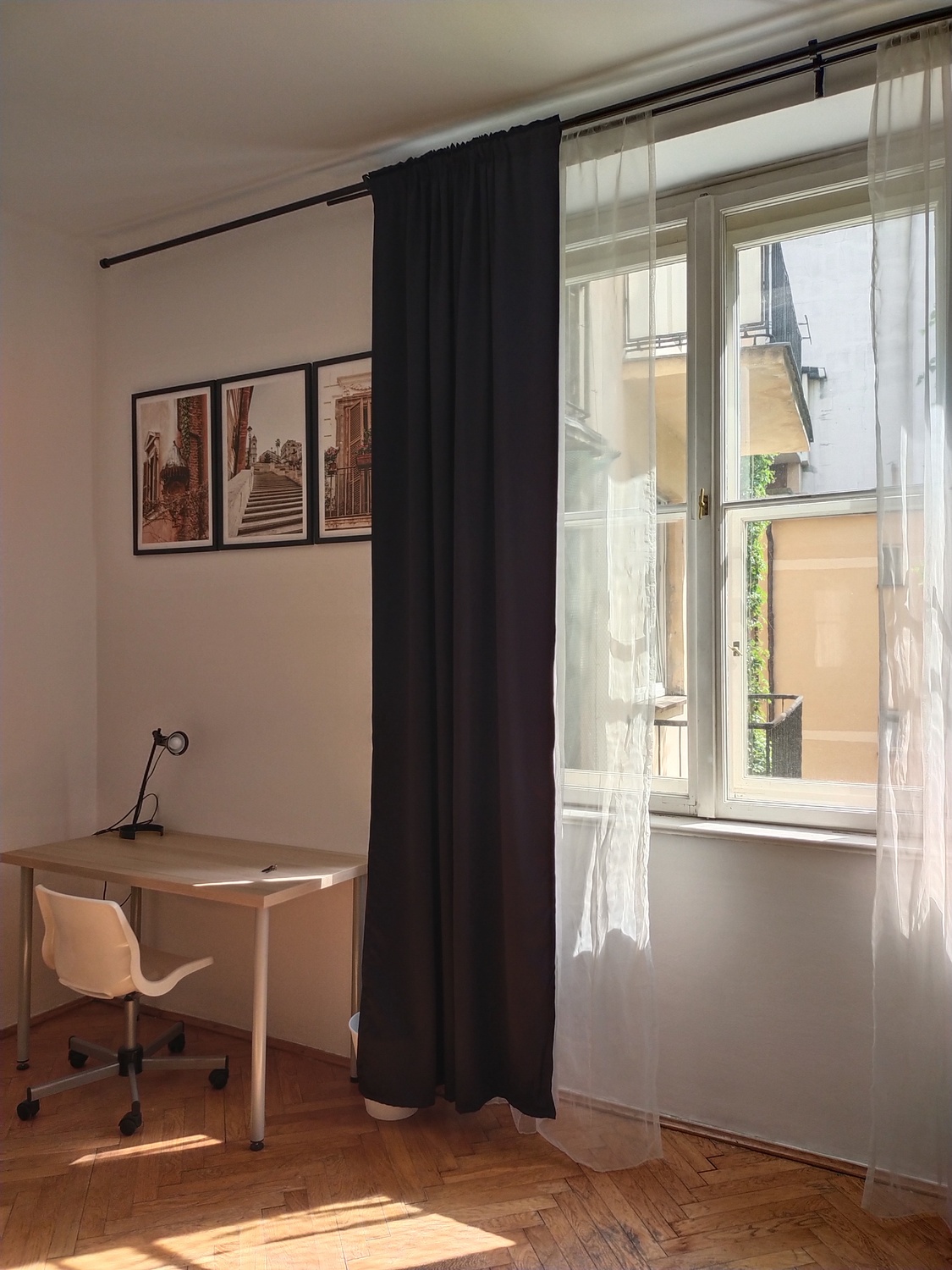 Room 1