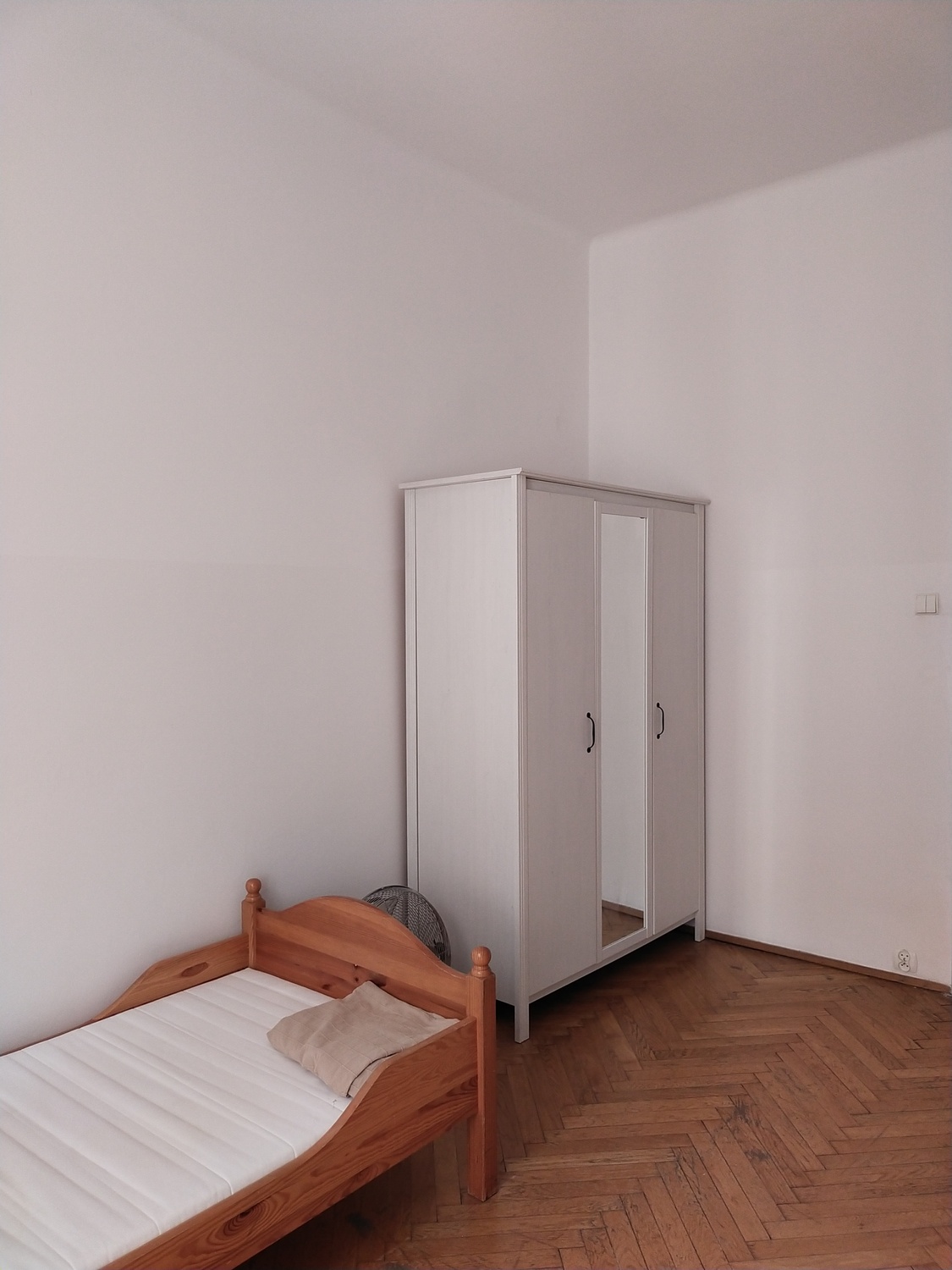 Room 1