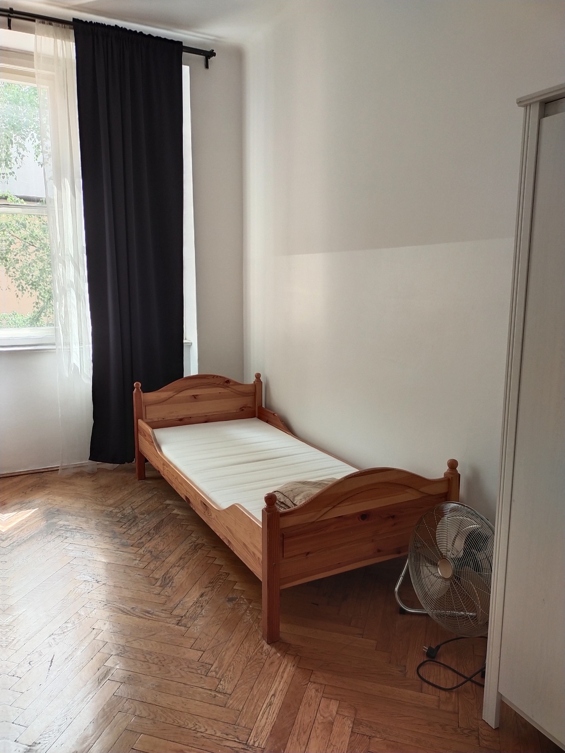 Room 1