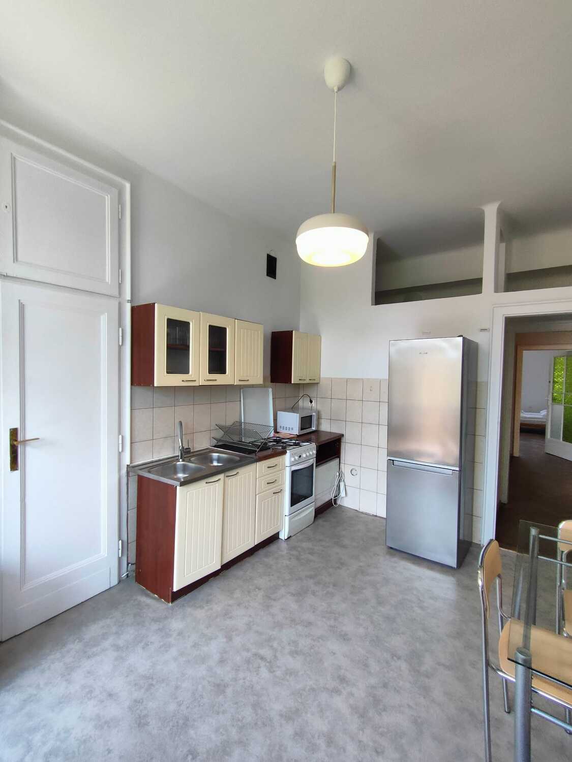 Kitchen with balcony