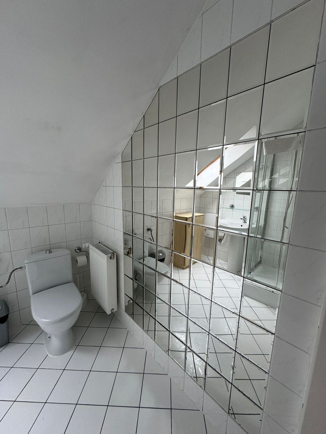 Bathroom room 4