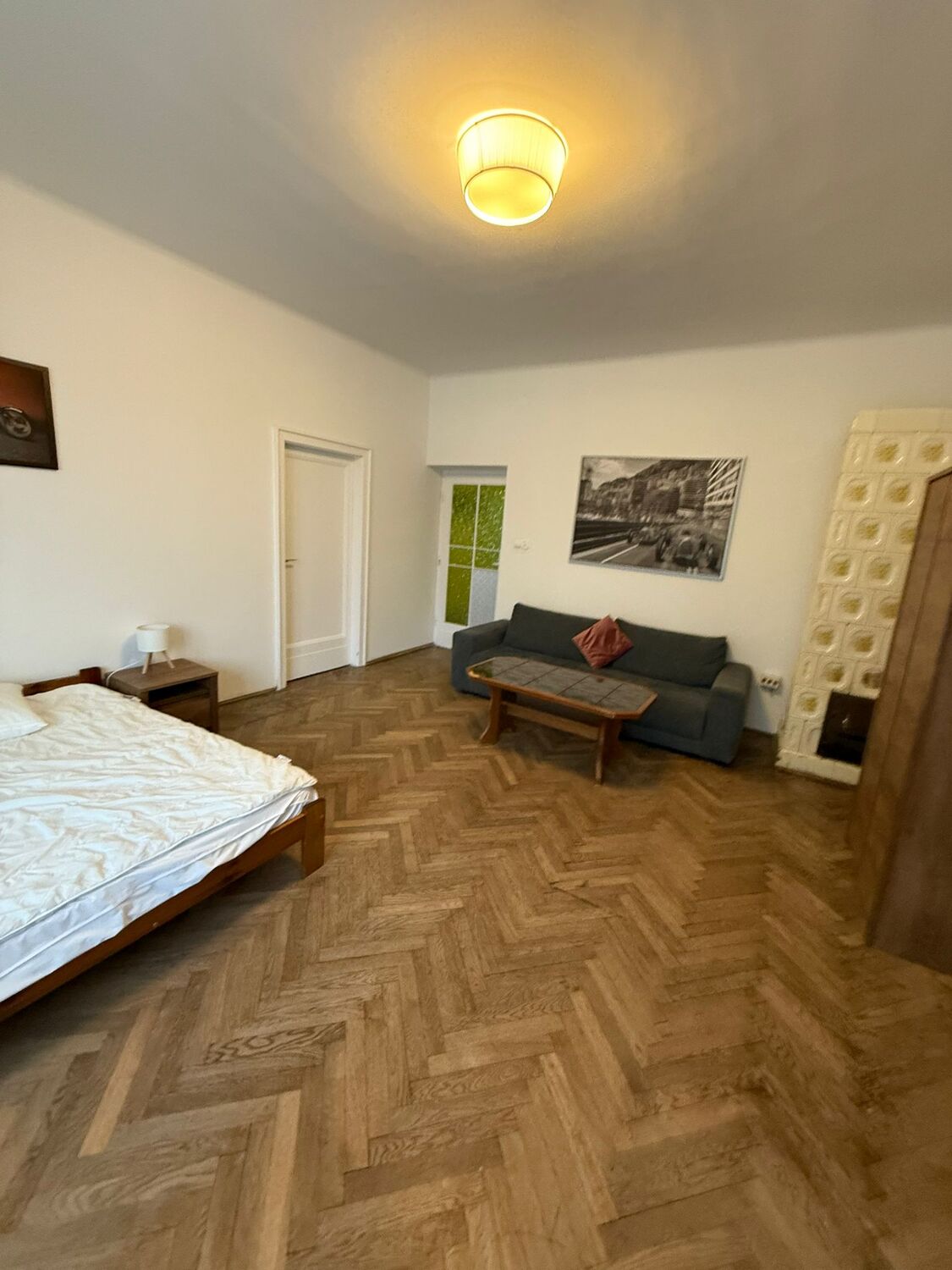 Room 1