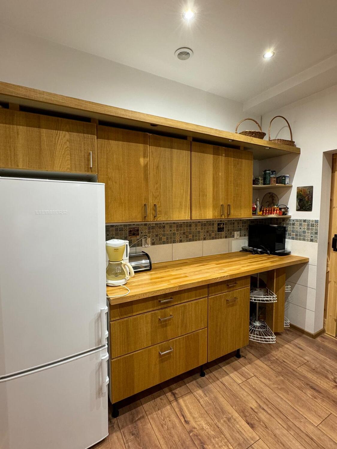 Kitchen annex