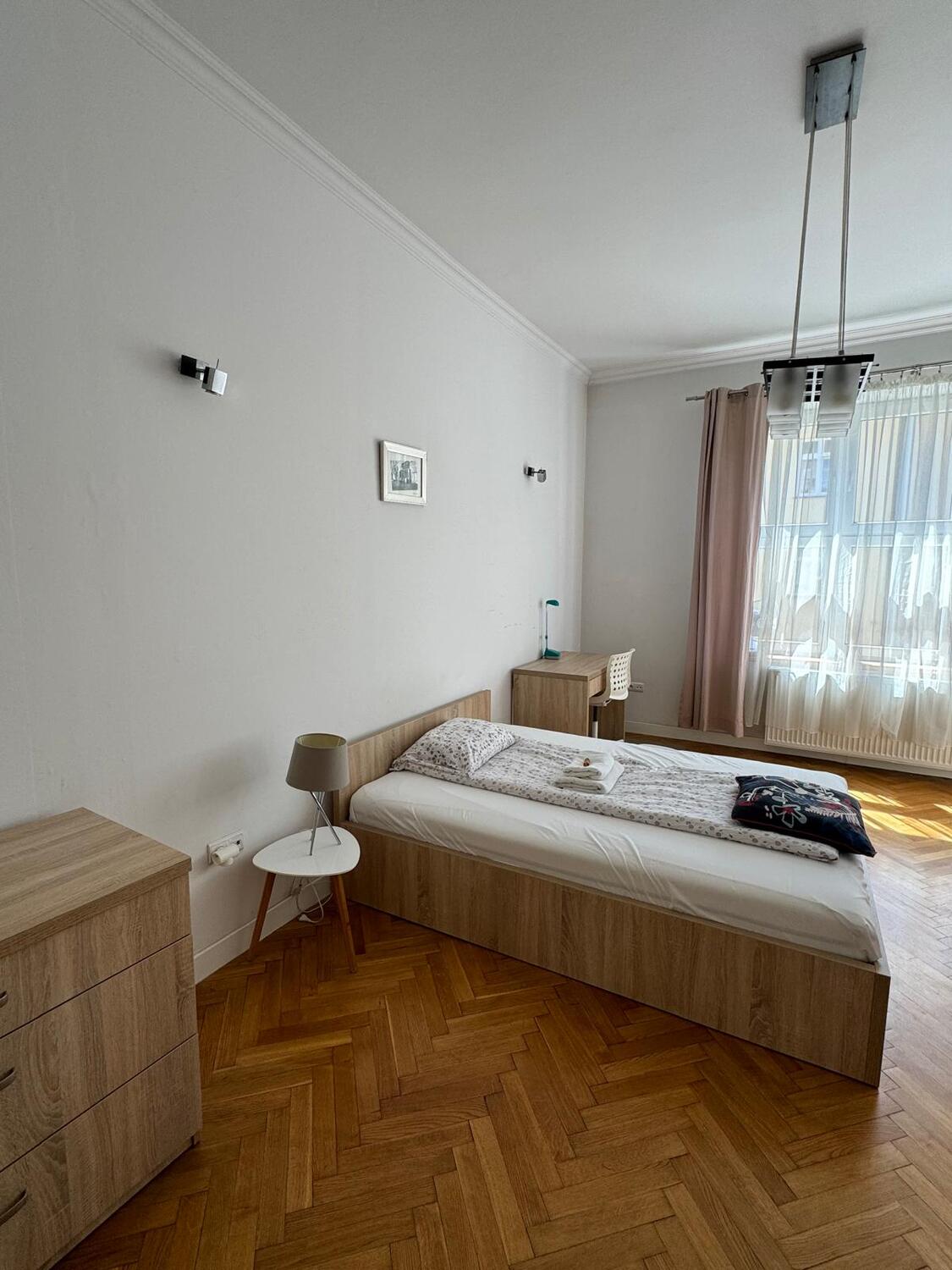 Room 1