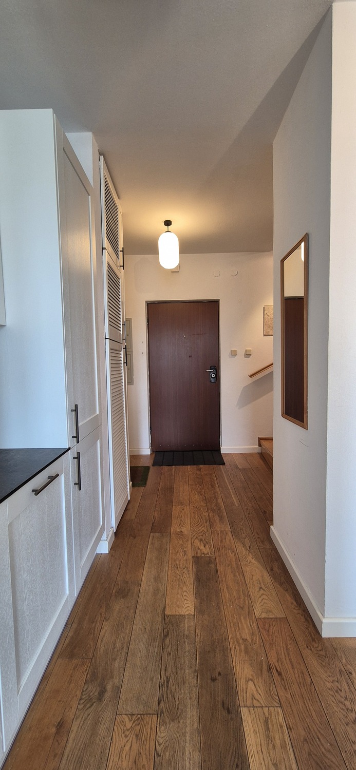 Entrance holl