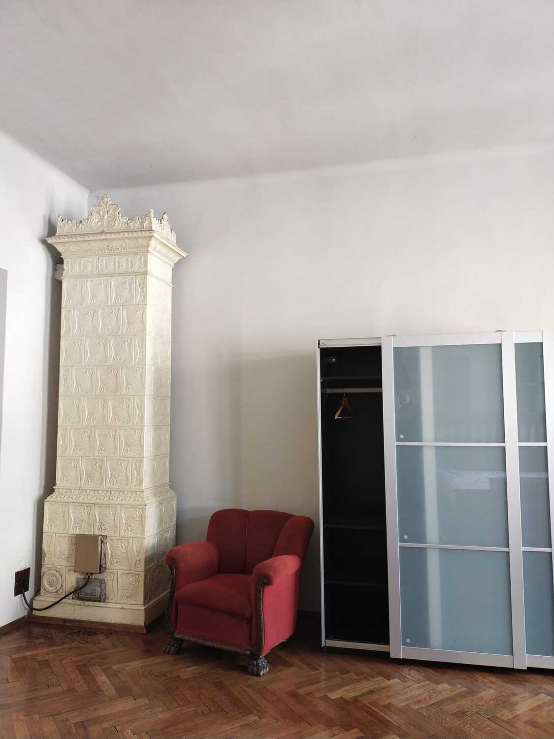 Room 1