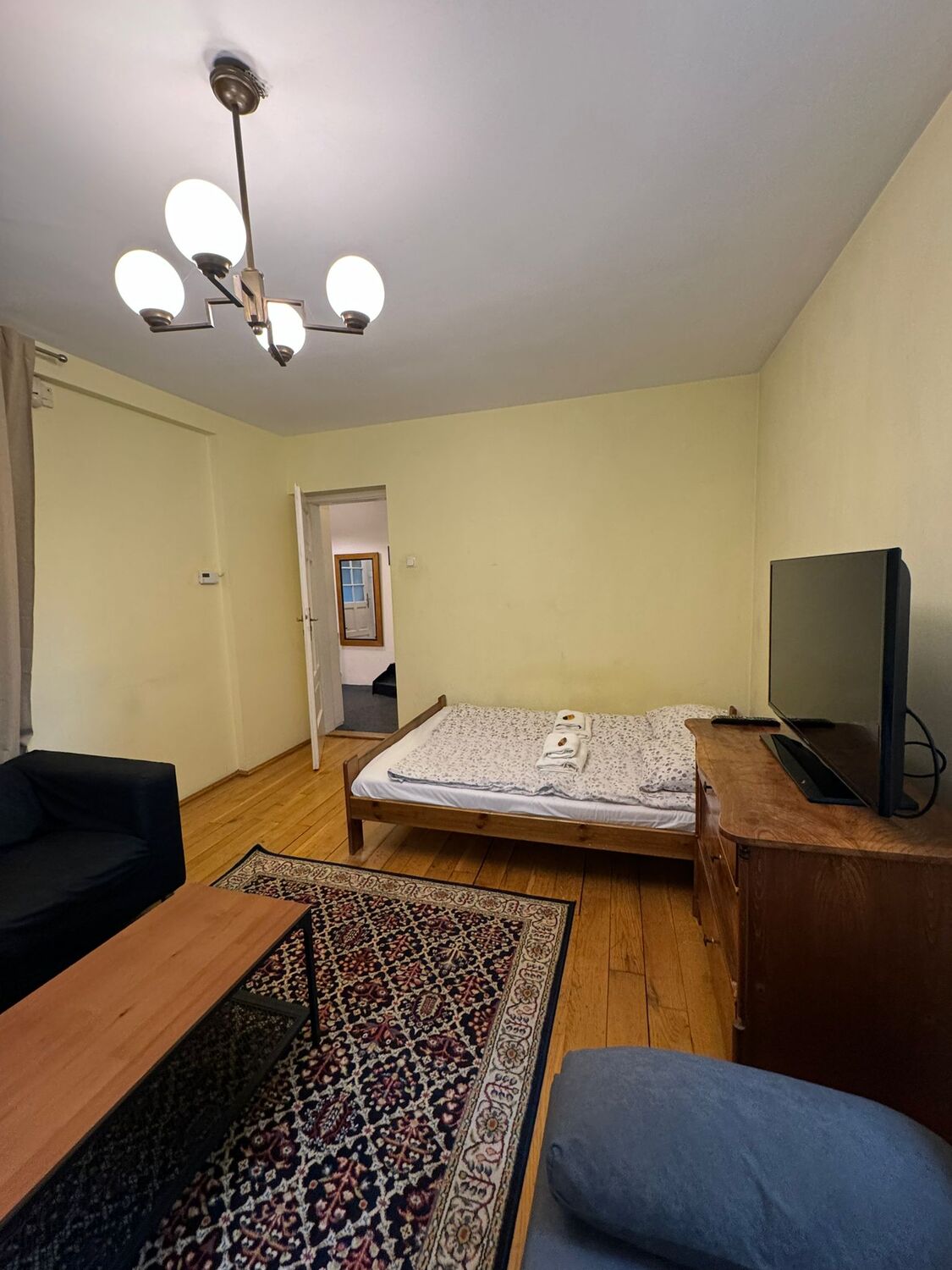 Room 1