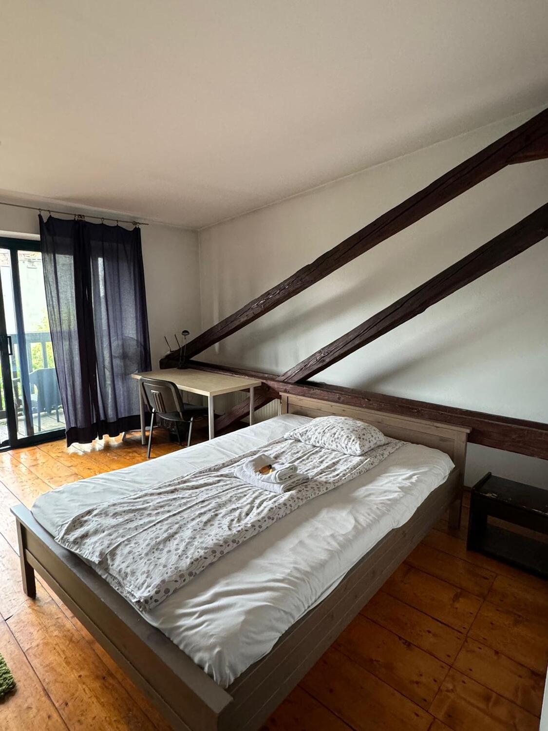 Room 4