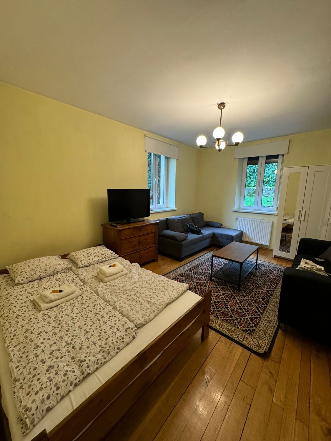 Room 1